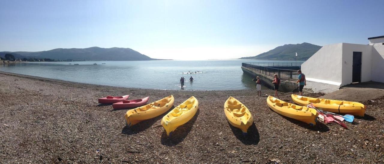 ホテル East Coast Adventure Centre Glamping ロスターバー エクステリア 写真